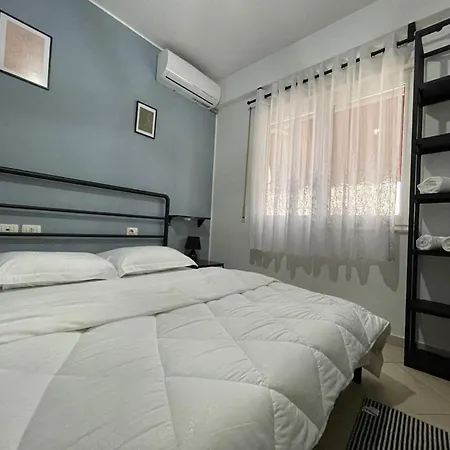 Charming 2 Bedroom In New Bazaar, 아파트