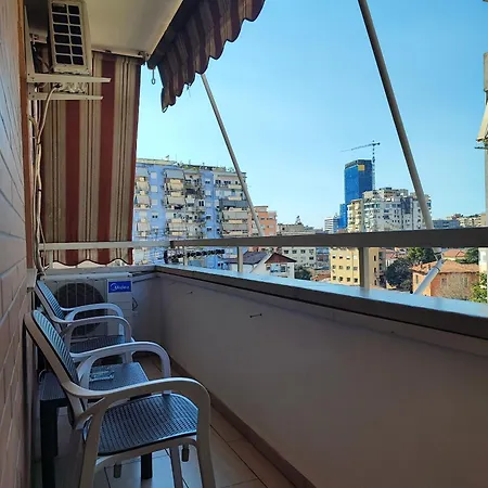 Charming 2 Bedroom In New Bazaar, 아파트 *