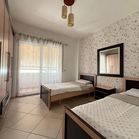 Charming 2 Bedroom In New Bazaar, 아파트
